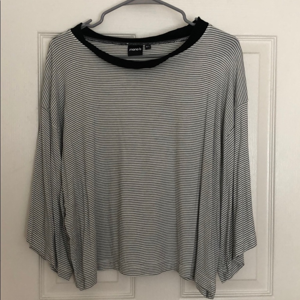 Cropped lounge shirt